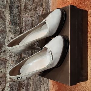 Gucci Taupe Suede Heels